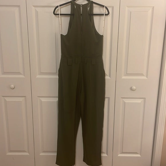 Lulu’s Army Green Jumpsuit - Picture 4 of 8